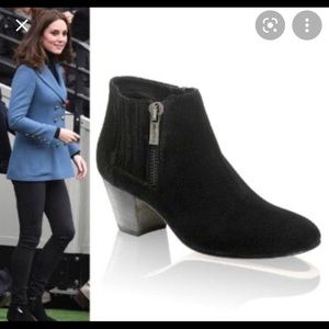 Aquatalia Ankle Chelsea Boots! 😀